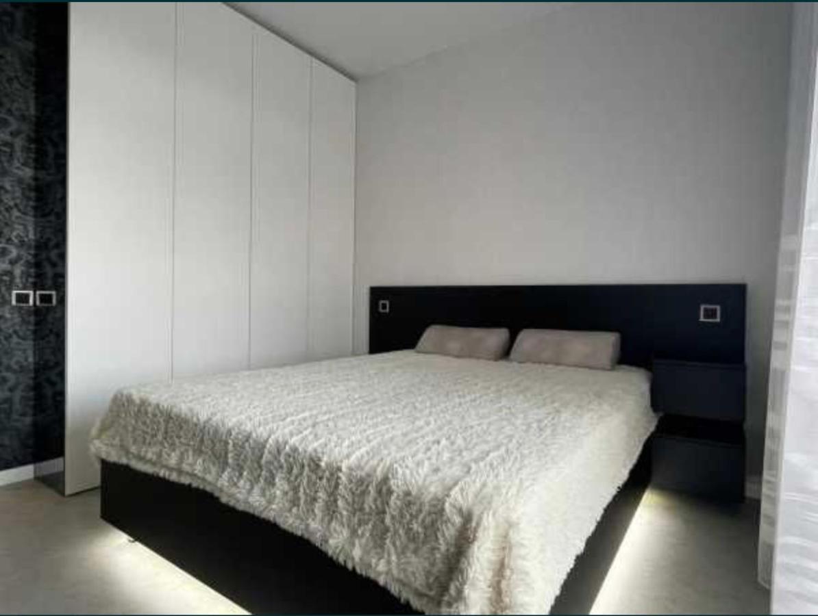 Lux 1-Bedroom Most City Center Area Dnipro Exterior photo